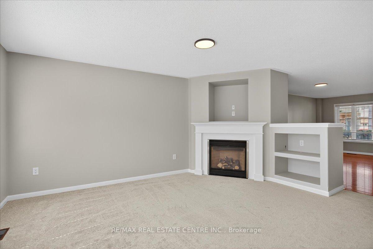 Photo 3 of 832 Bessy Trail, Milton, Coates — HOMEH
