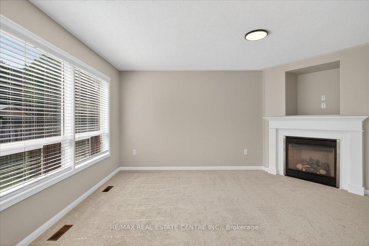 Photo 6 of 832 Bessy Trail, Milton, Coates — HOMEH
