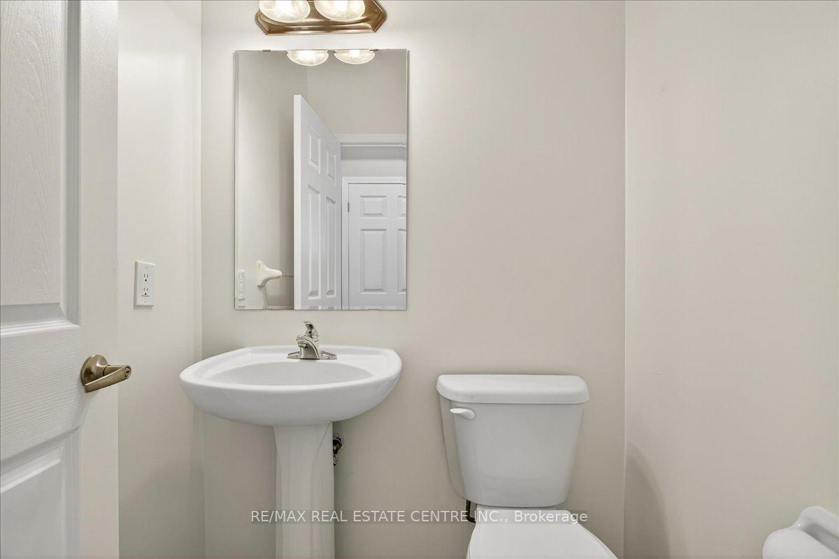 Photo 36 of 832 Bessy Trail, Milton, Coates — HOMEH