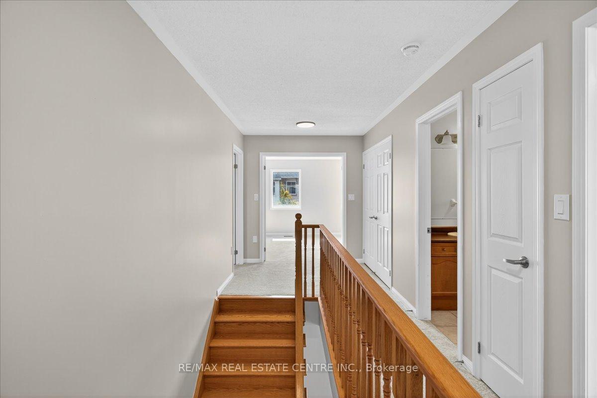 Photo 12 of 832 Bessy Trail, Milton, Coates — HOMEH