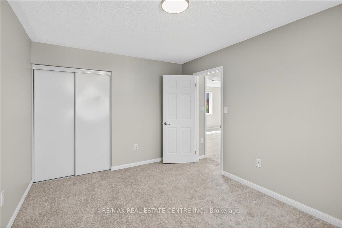 Photo 32 of 832 Bessy Trail, Milton, Coates — HOMEH