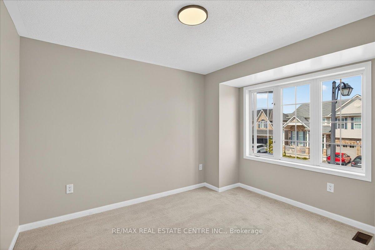 Photo 19 of 832 Bessy Trail, Milton, Coates — HOMEH