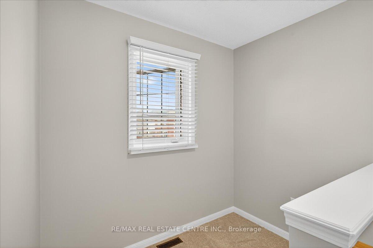 Photo 37 of 832 Bessy Trail, Milton, Coates — HOMEH