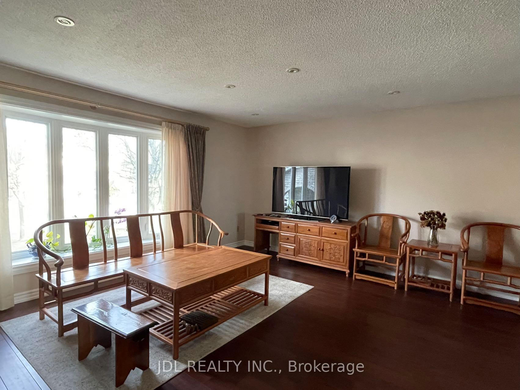 Photo 6 of Unit Mbrm, 39 Bakerdale Road, Markham, Bullock — HOMEH