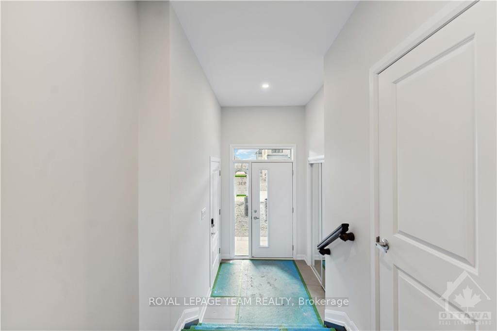 Photo 3 of 706 Fairline Row, Ottawa, Kanata - Emerald Meadows/Trailwest — HOMEH