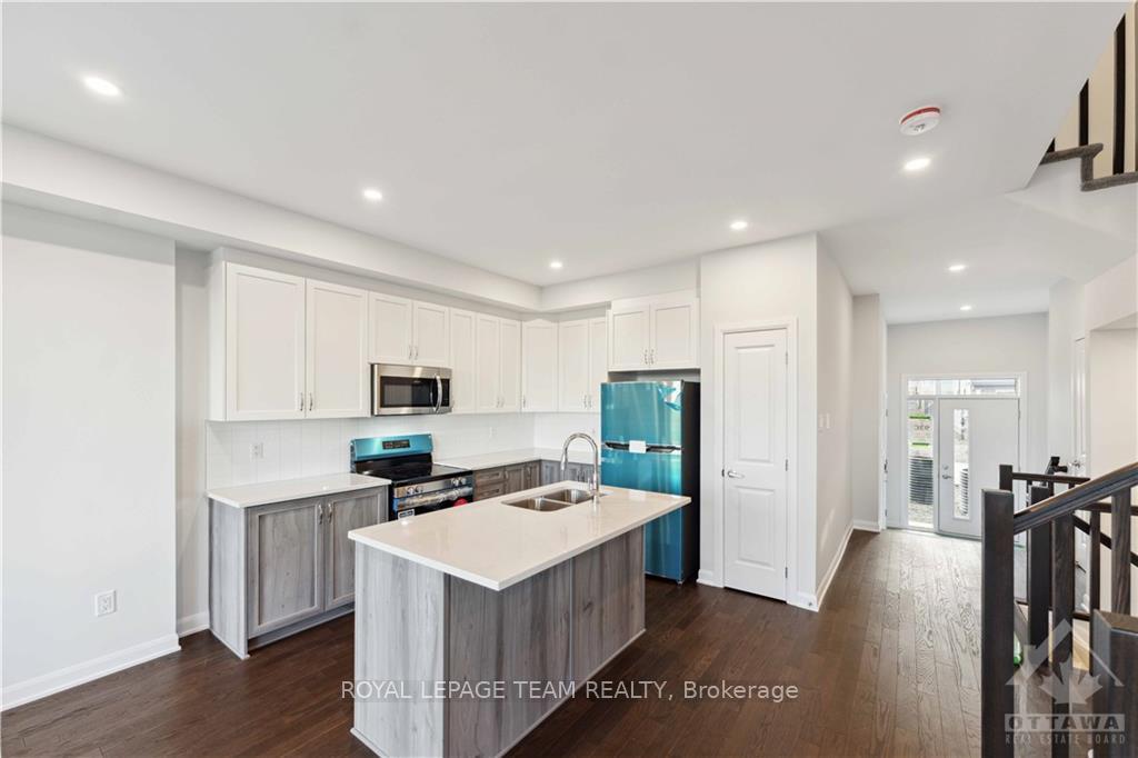 Photo 9 of 706 Fairline Row, Ottawa, Kanata - Emerald Meadows/Trailwest — HOMEH