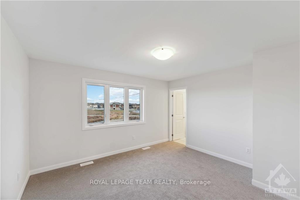 Photo 15 of 706 Fairline Row, Ottawa, Kanata - Emerald Meadows/Trailwest — HOMEH