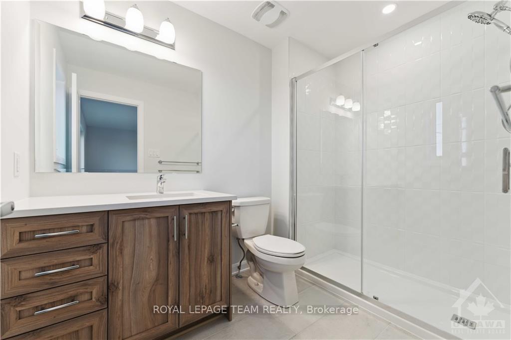 Photo 16 of 706 Fairline Row, Ottawa, Kanata - Emerald Meadows/Trailwest — HOMEH