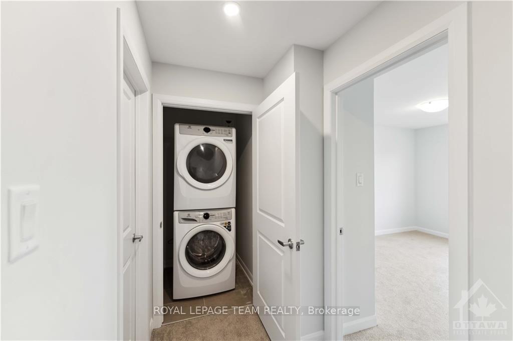 Photo 18 of 706 Fairline Row, Ottawa, Kanata - Emerald Meadows/Trailwest — HOMEH