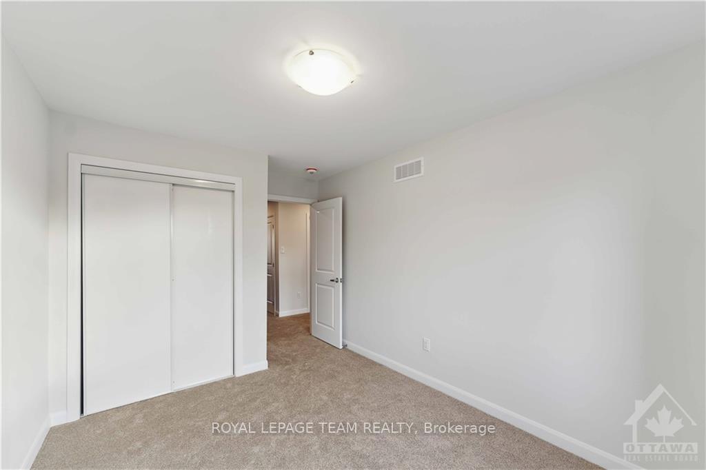 Photo 20 of 706 Fairline Row, Ottawa, Kanata - Emerald Meadows/Trailwest — HOMEH