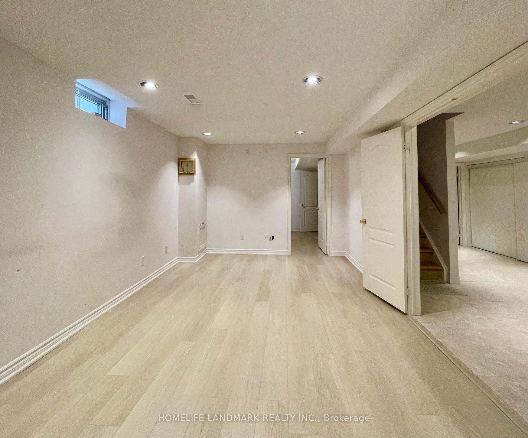 Photo 6 of Unit Lower, 288 Highglen Avenue, Markham, Milliken Mills East — HOMEH