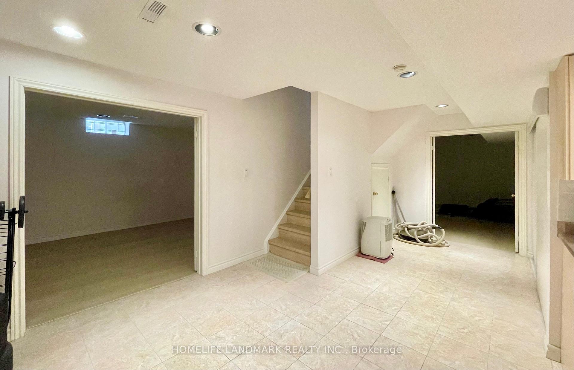 Photo 9 of Unit Lower, 288 Highglen Avenue, Markham, Milliken Mills East — HOMEH