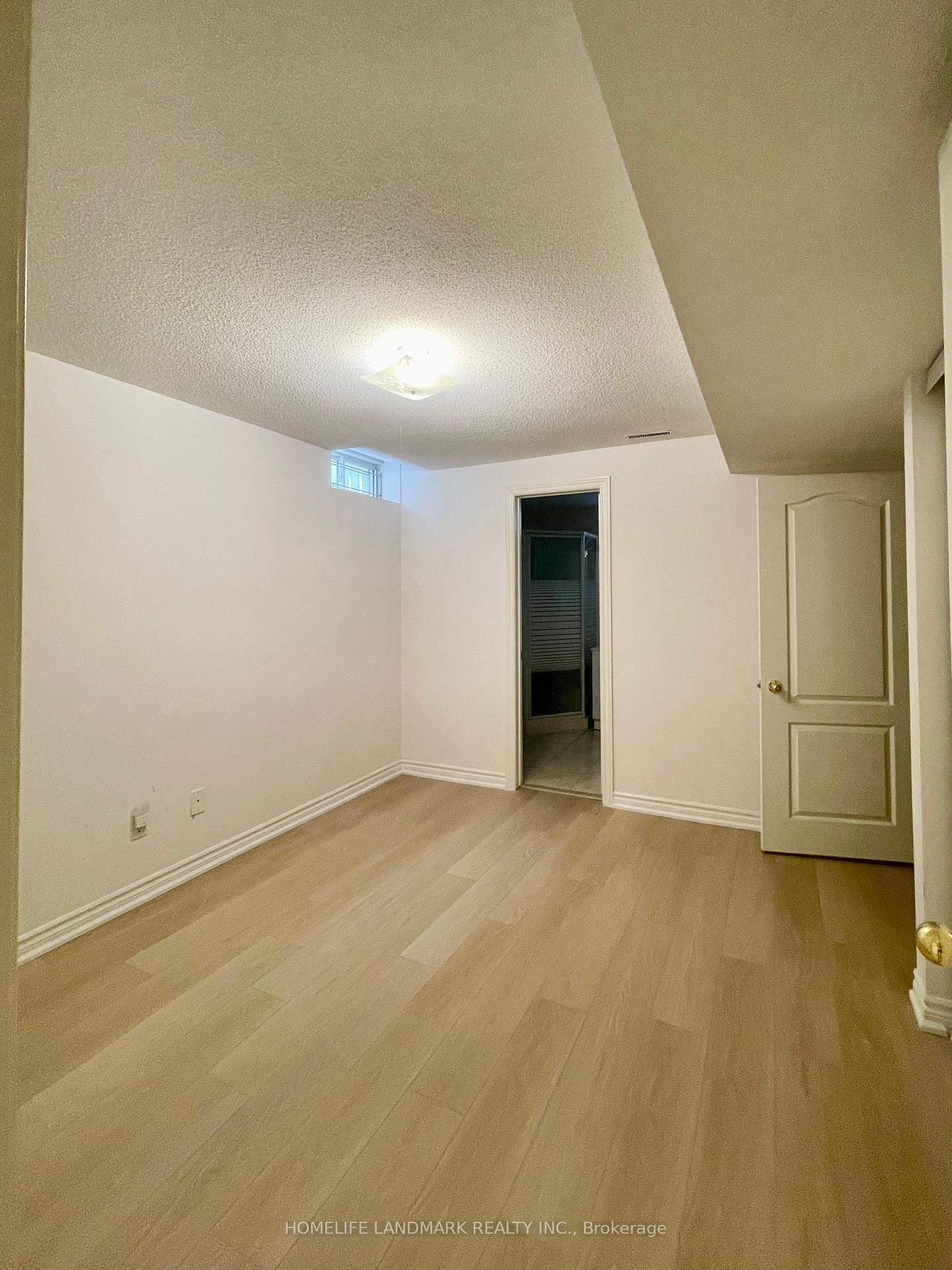 Photo 12 of Unit Lower, 288 Highglen Avenue, Markham, Milliken Mills East — HOMEH