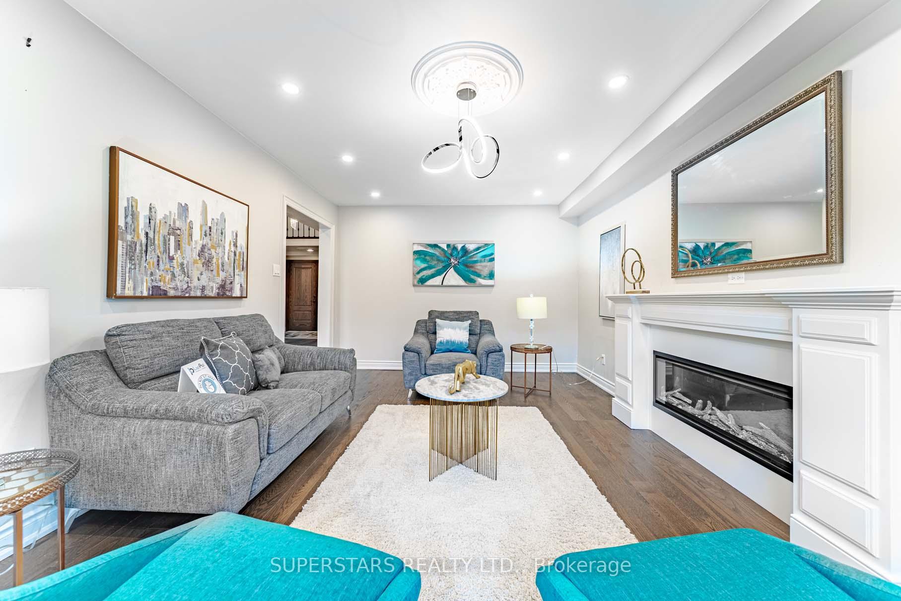 Photo 14 of 27 Avoca Drive, Markham, Village Green-South Unionville — HOMEH