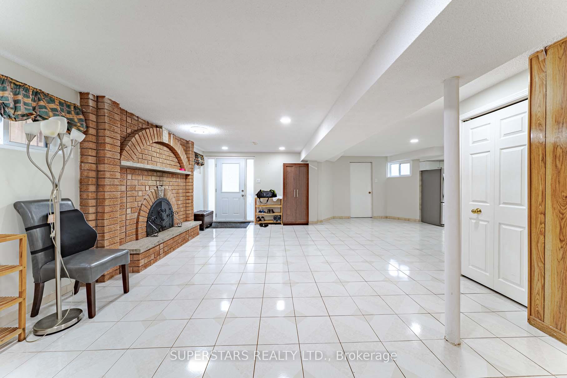 Photo 28 of 27 Avoca Drive, Markham, Village Green-South Unionville — HOMEH