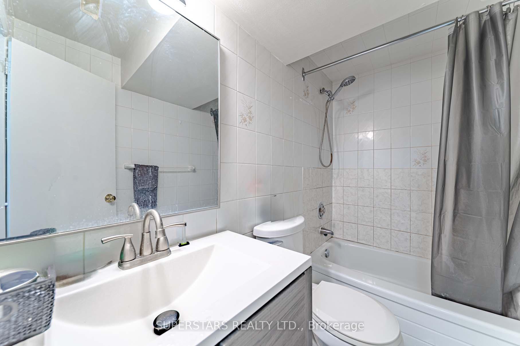 Photo 32 of 27 Avoca Drive, Markham, Village Green-South Unionville — HOMEH