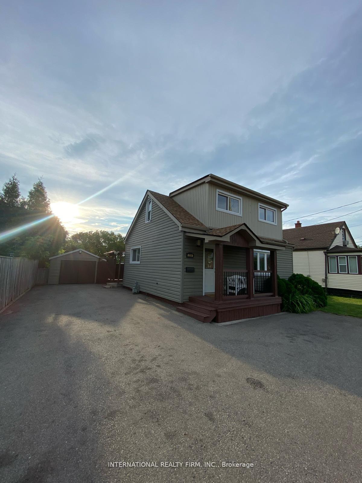 Photo 4 of 235 Millen Road, Hamilton, Stoney Creek — HOMEH