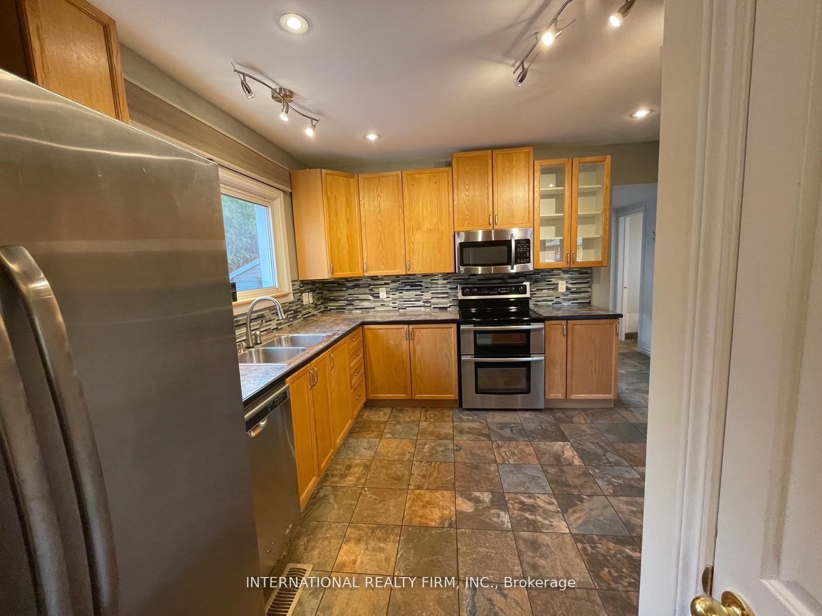 Photo 9 of 235 Millen Road, Hamilton, Stoney Creek — HOMEH