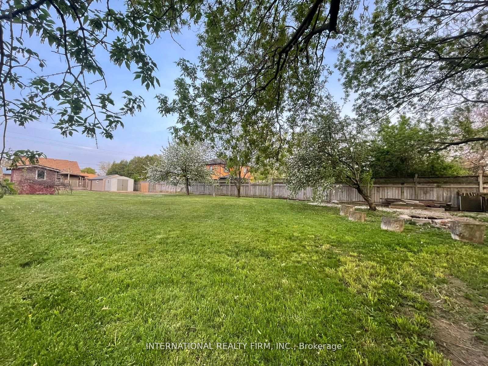 Photo 23 of 235 Millen Road, Hamilton, Stoney Creek — HOMEH