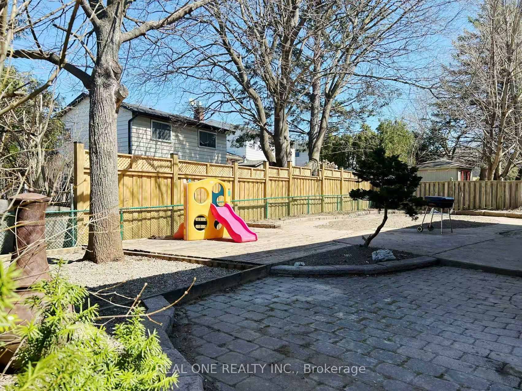Photo 50 of 41 Sir Constantine Drive, Markham, Markham Village — HOMEH