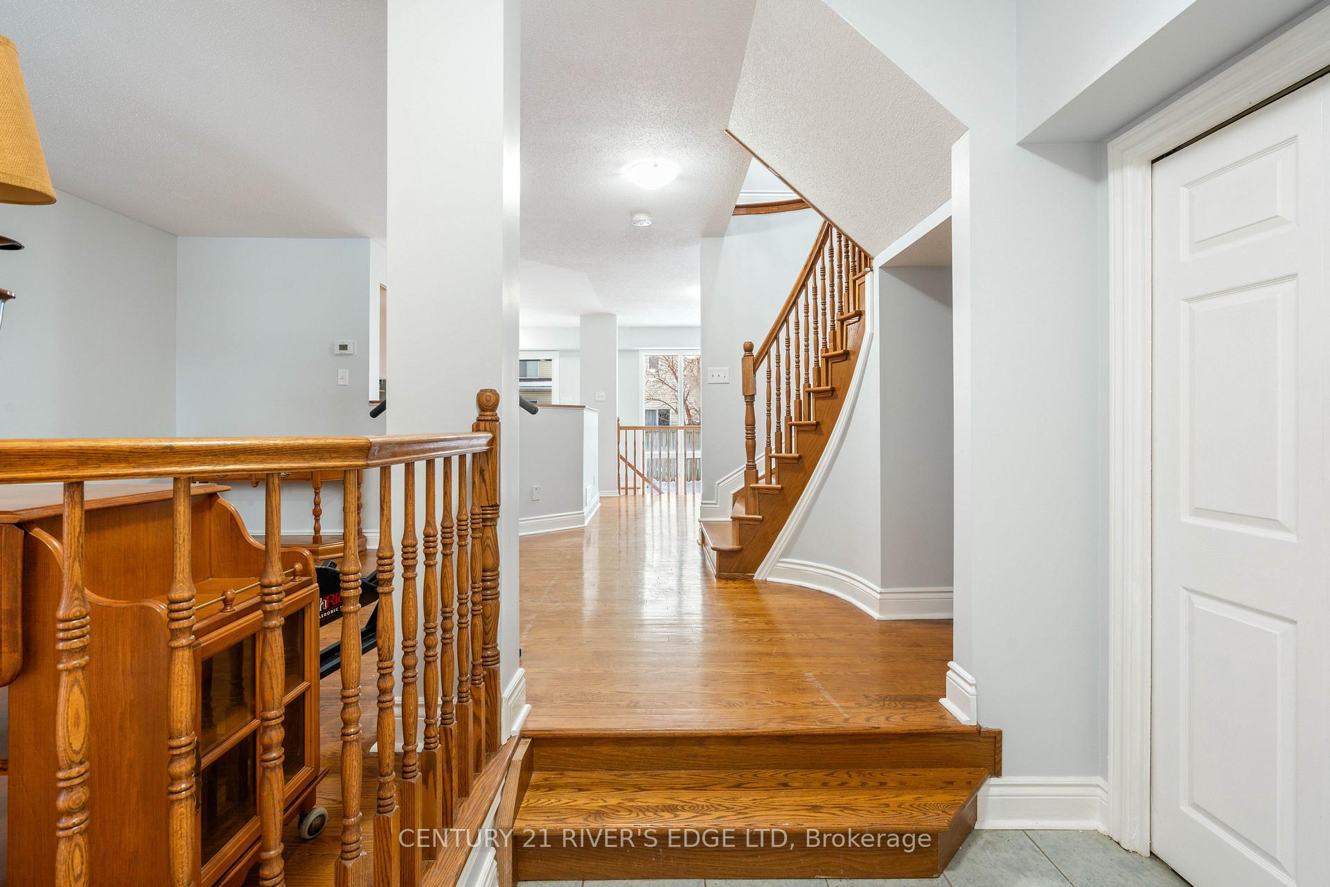 Photo 4 of 90 Kincardine Drive, Ottawa, Kanata - Glencairn/Hazeldean — HOMEH