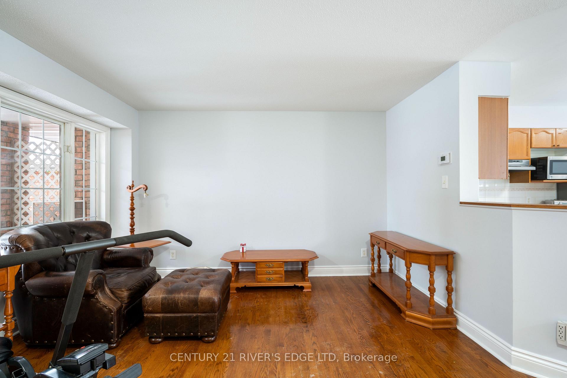 Photo 14 of 90 Kincardine Drive, Ottawa, Kanata - Glencairn/Hazeldean — HOMEH