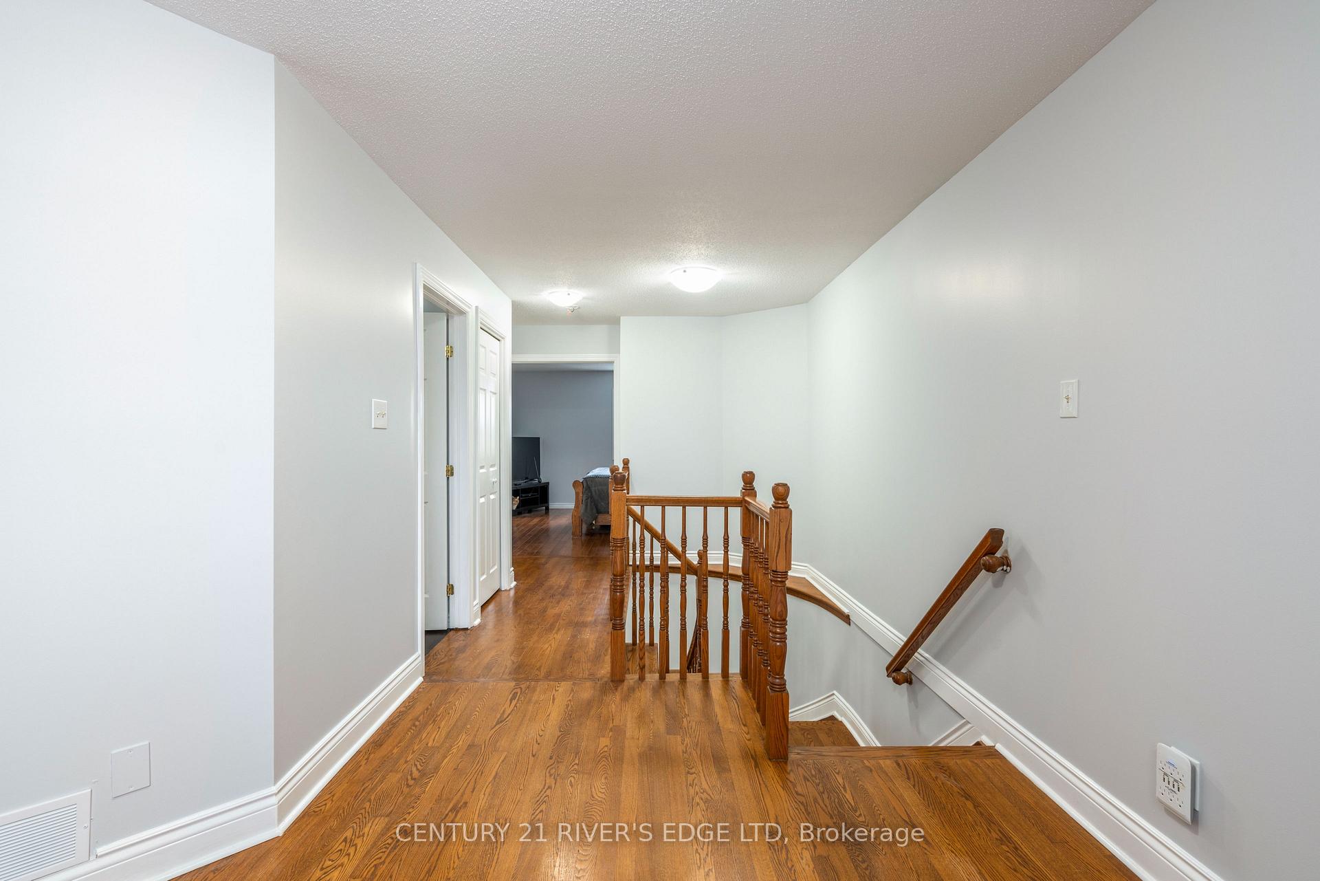 Photo 18 of 90 Kincardine Drive, Ottawa, Kanata - Glencairn/Hazeldean — HOMEH