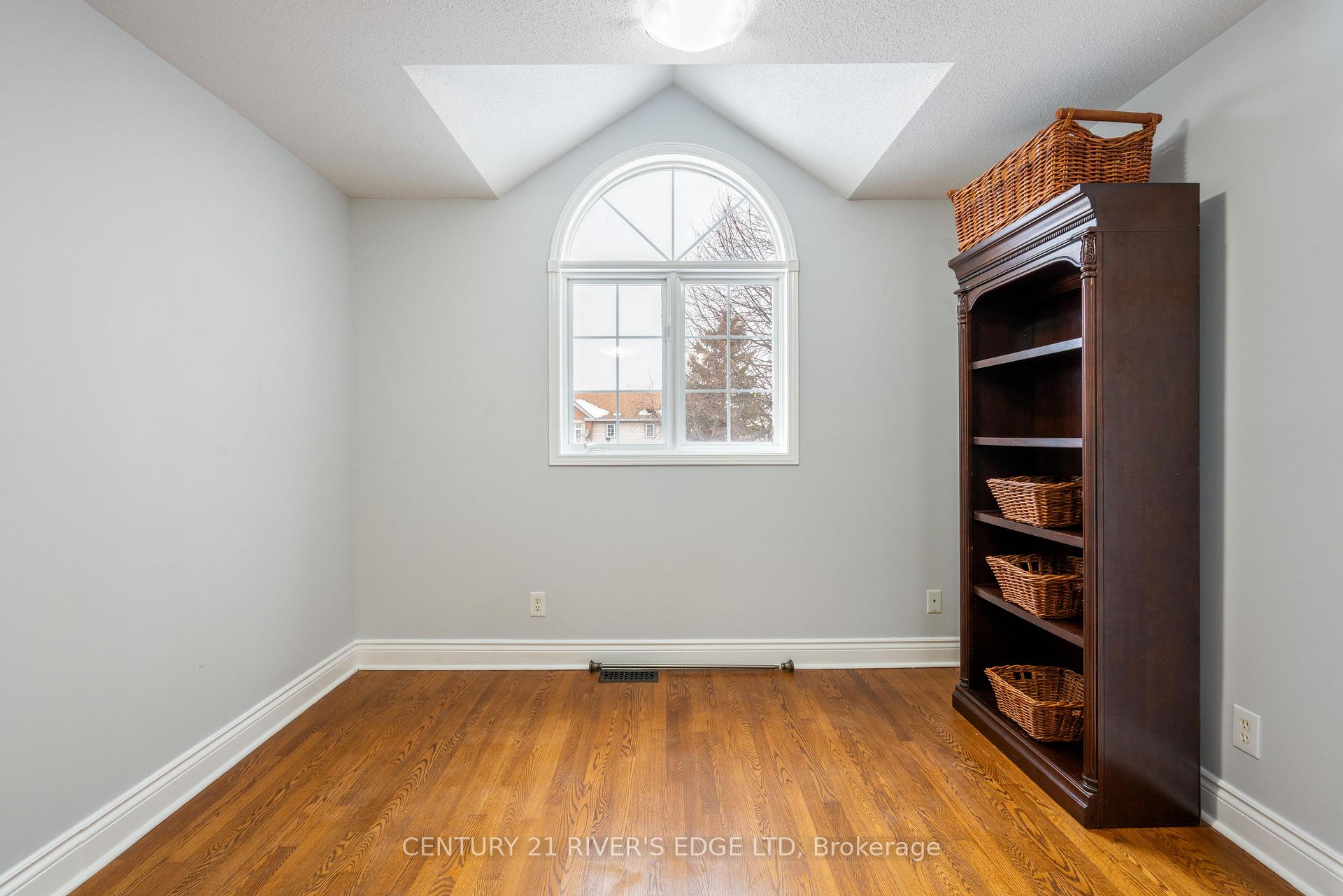 Photo 19 of 90 Kincardine Drive, Ottawa, Kanata - Glencairn/Hazeldean — HOMEH