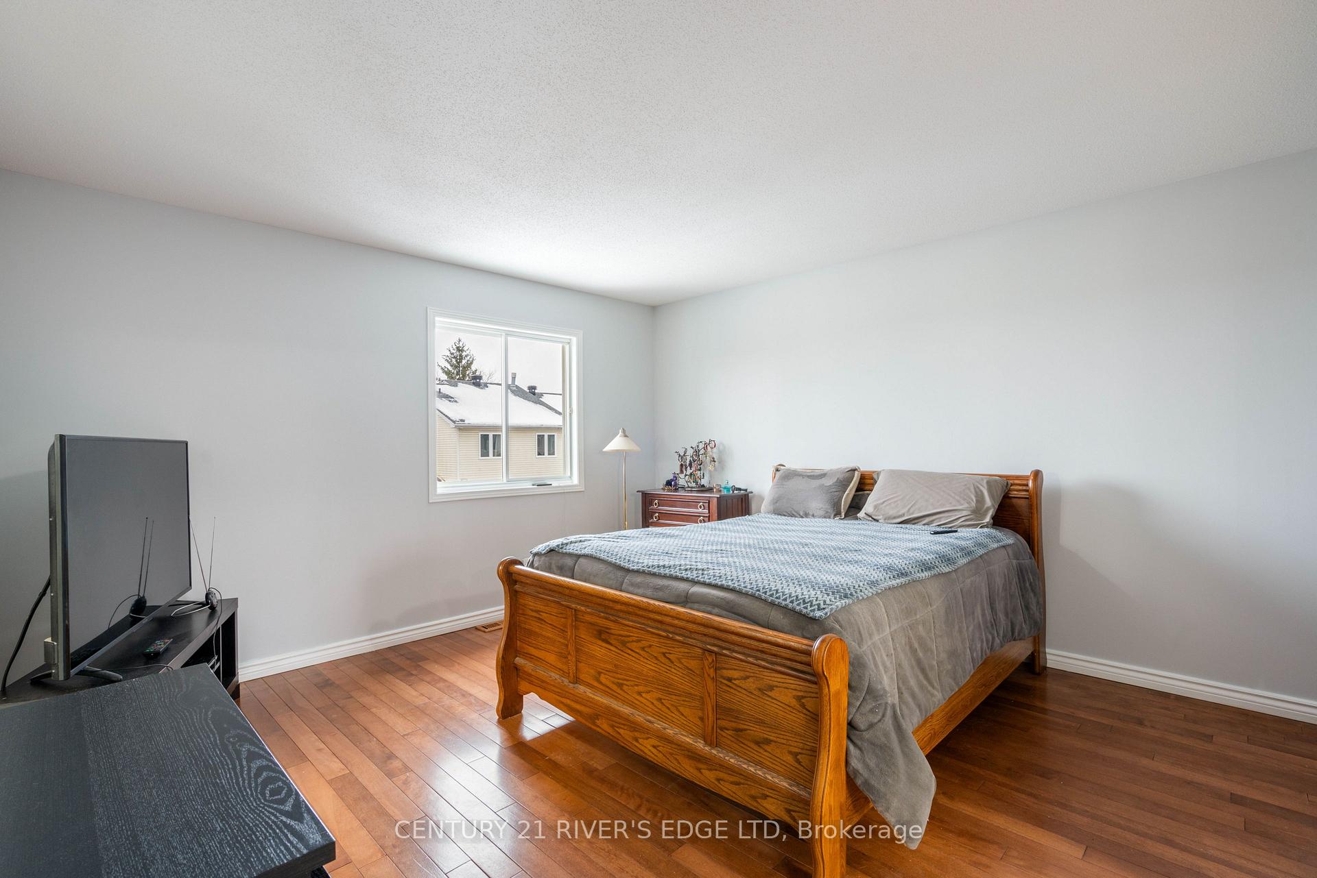 Photo 22 of 90 Kincardine Drive, Ottawa, Kanata - Glencairn/Hazeldean — HOMEH