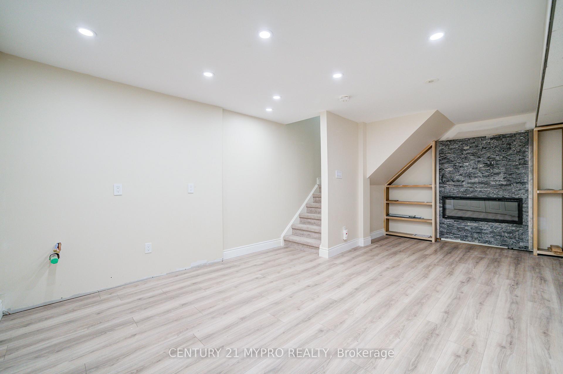 Photo 35 of 2656 Bur Oak Avenue, Markham, Cornell — HOMEH