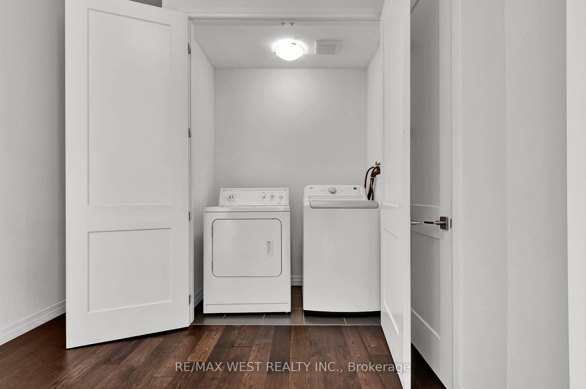 Photo 16 of Unit 104, 30 Time Square Boulevard, Hamilton, Stoney Creek — HOMEH