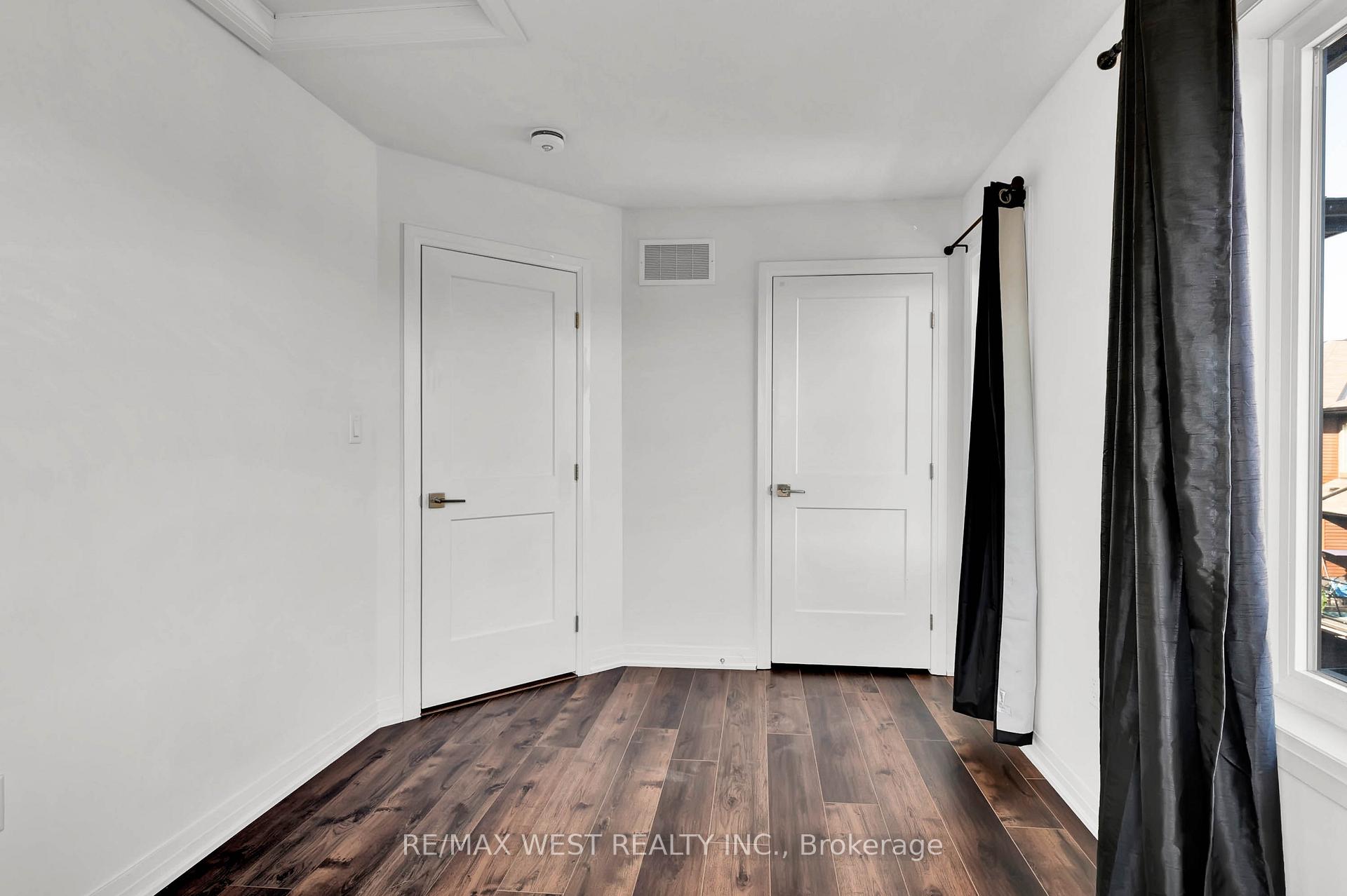 Photo 26 of Unit 104, 30 Time Square Boulevard, Hamilton, Stoney Creek — HOMEH