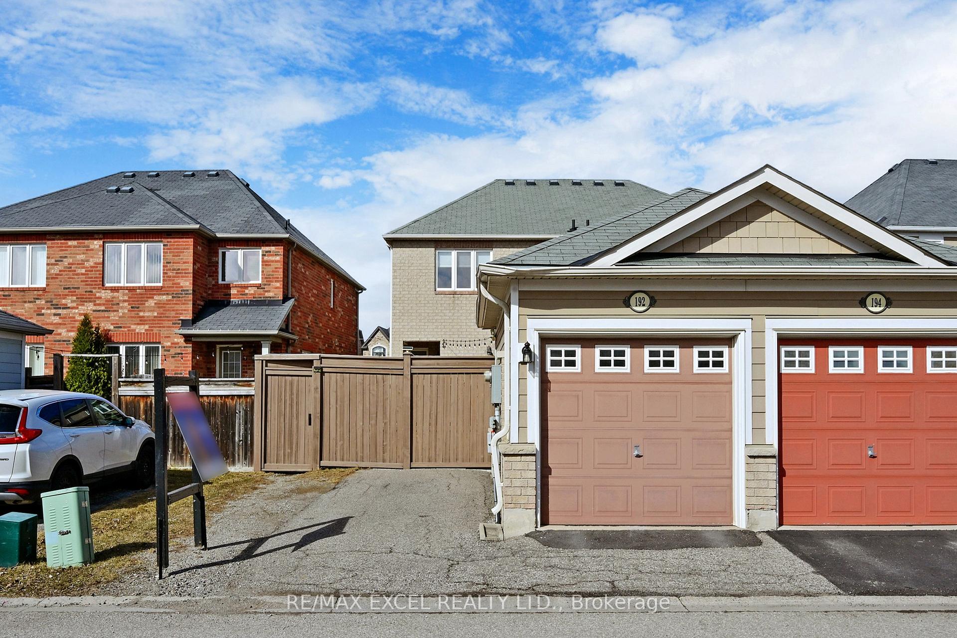 Photo 38 of 192 Gas Lamp Lane, Markham, Cornell — HOMEH