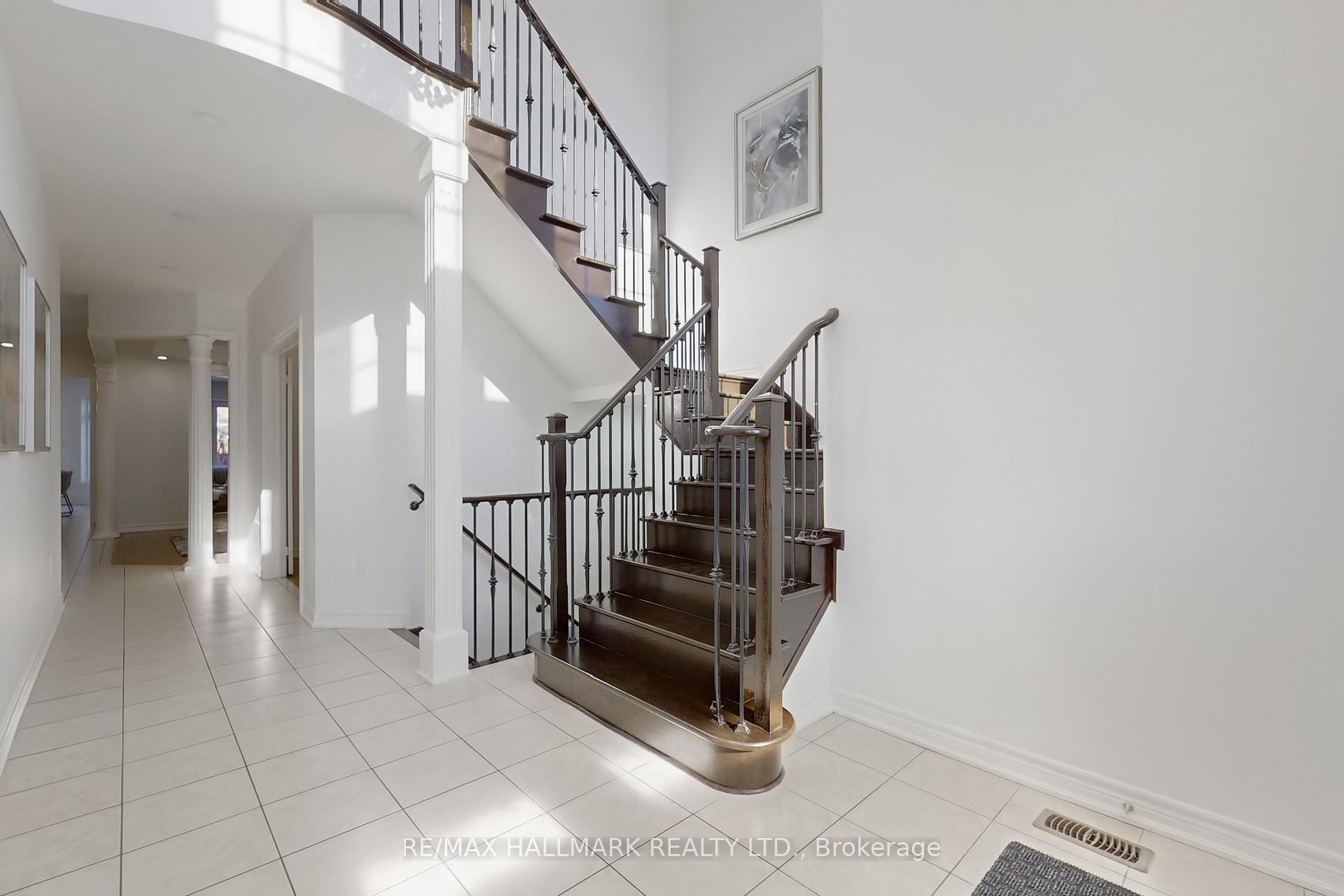 Photo 6 of 18 Coakwell Drive, Markham, Box Grove — HOMEH