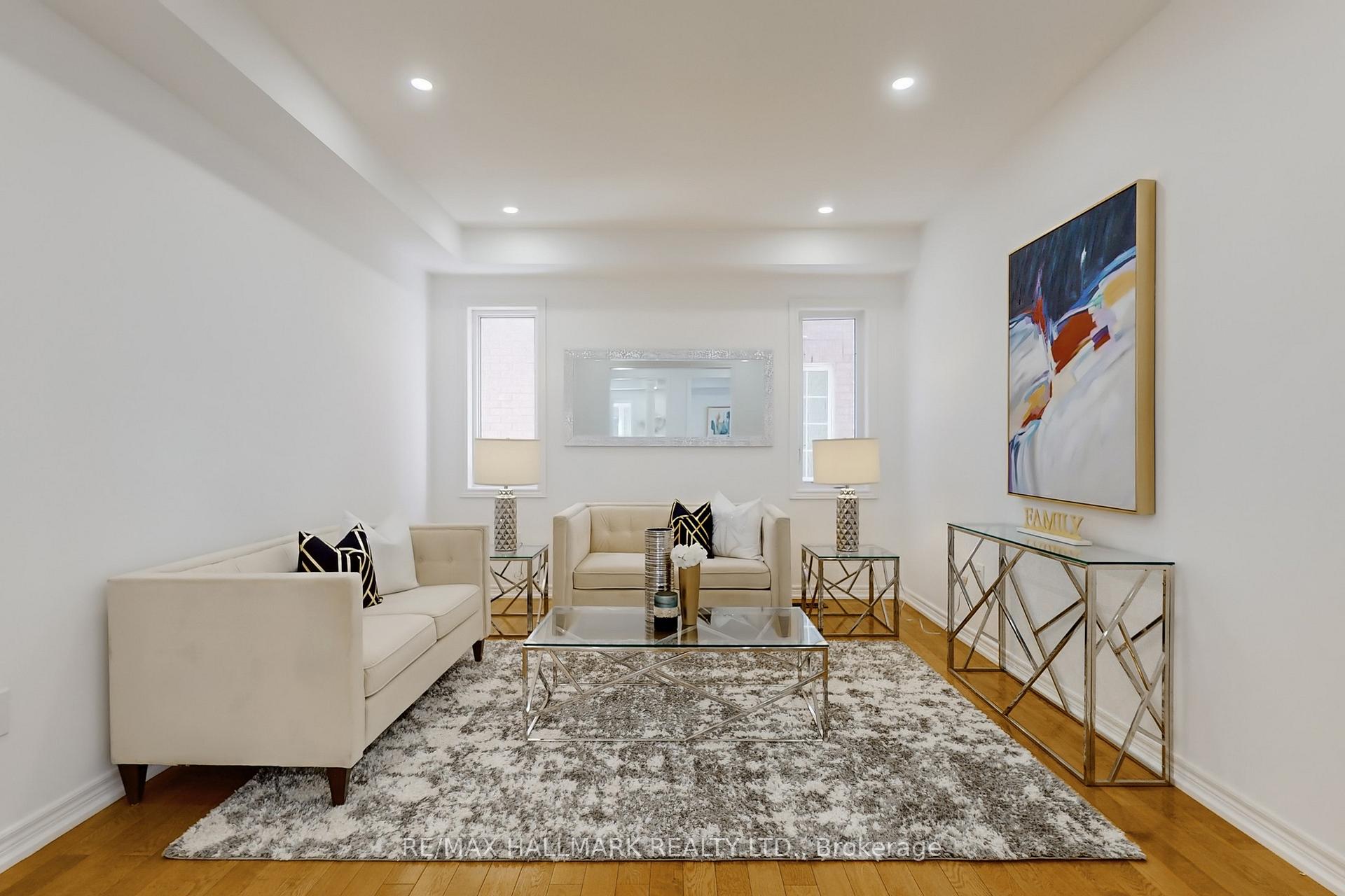 Photo 9 of 18 Coakwell Drive, Markham, Box Grove — HOMEH