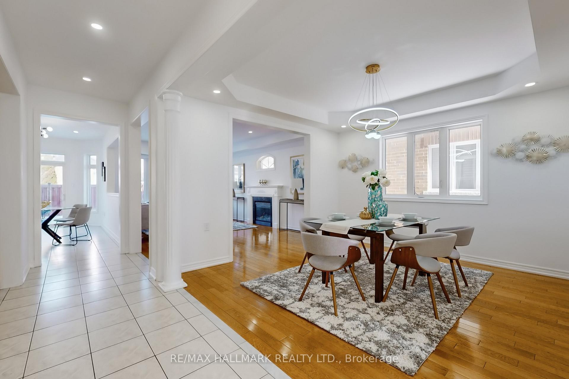Photo 10 of 18 Coakwell Drive, Markham, Box Grove — HOMEH