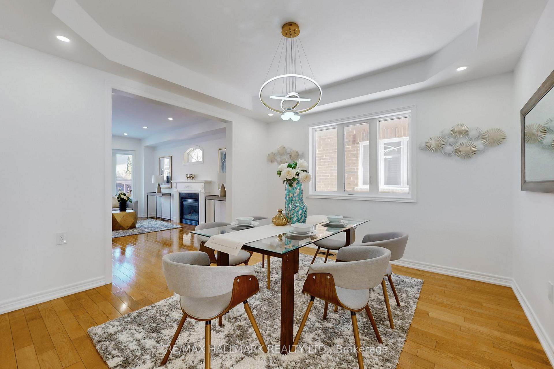 Photo 11 of 18 Coakwell Drive, Markham, Box Grove — HOMEH