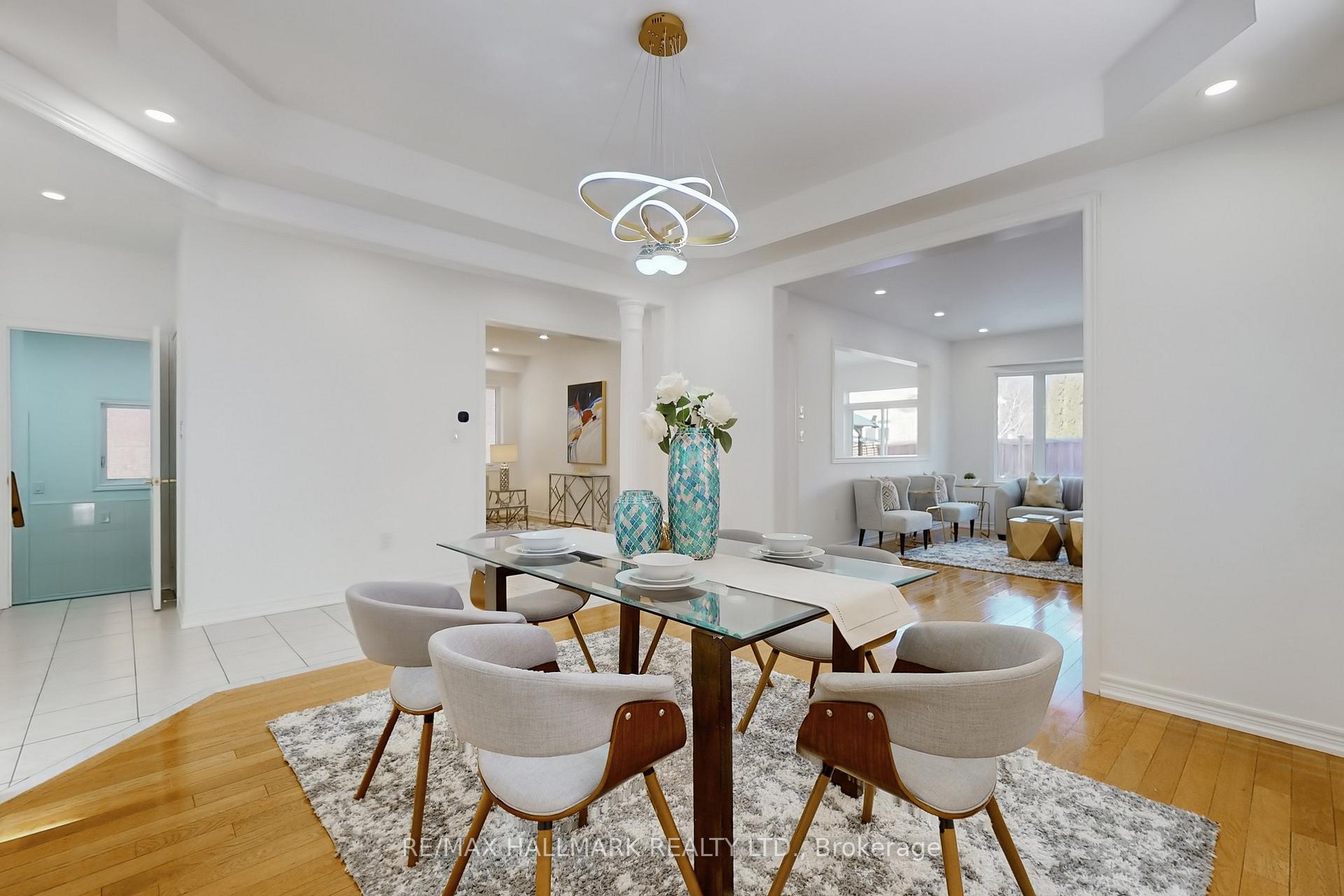 Photo 13 of 18 Coakwell Drive, Markham, Box Grove — HOMEH