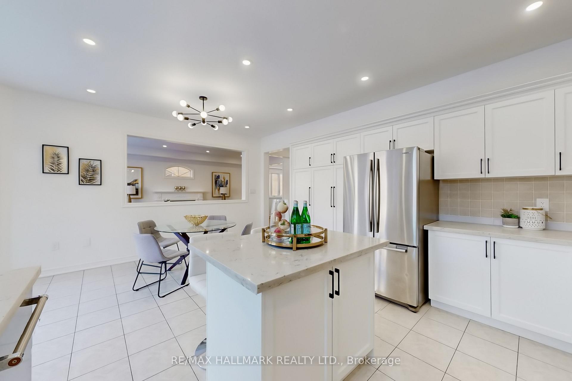 Photo 20 of 18 Coakwell Drive, Markham, Box Grove — HOMEH