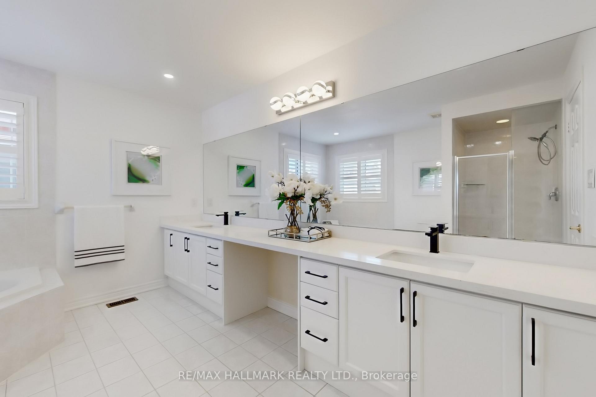 Photo 27 of 18 Coakwell Drive, Markham, Box Grove — HOMEH