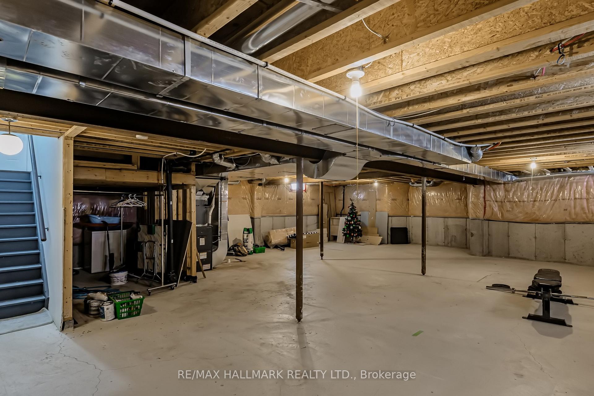 Photo 35 of 18 Coakwell Drive, Markham, Box Grove — HOMEH