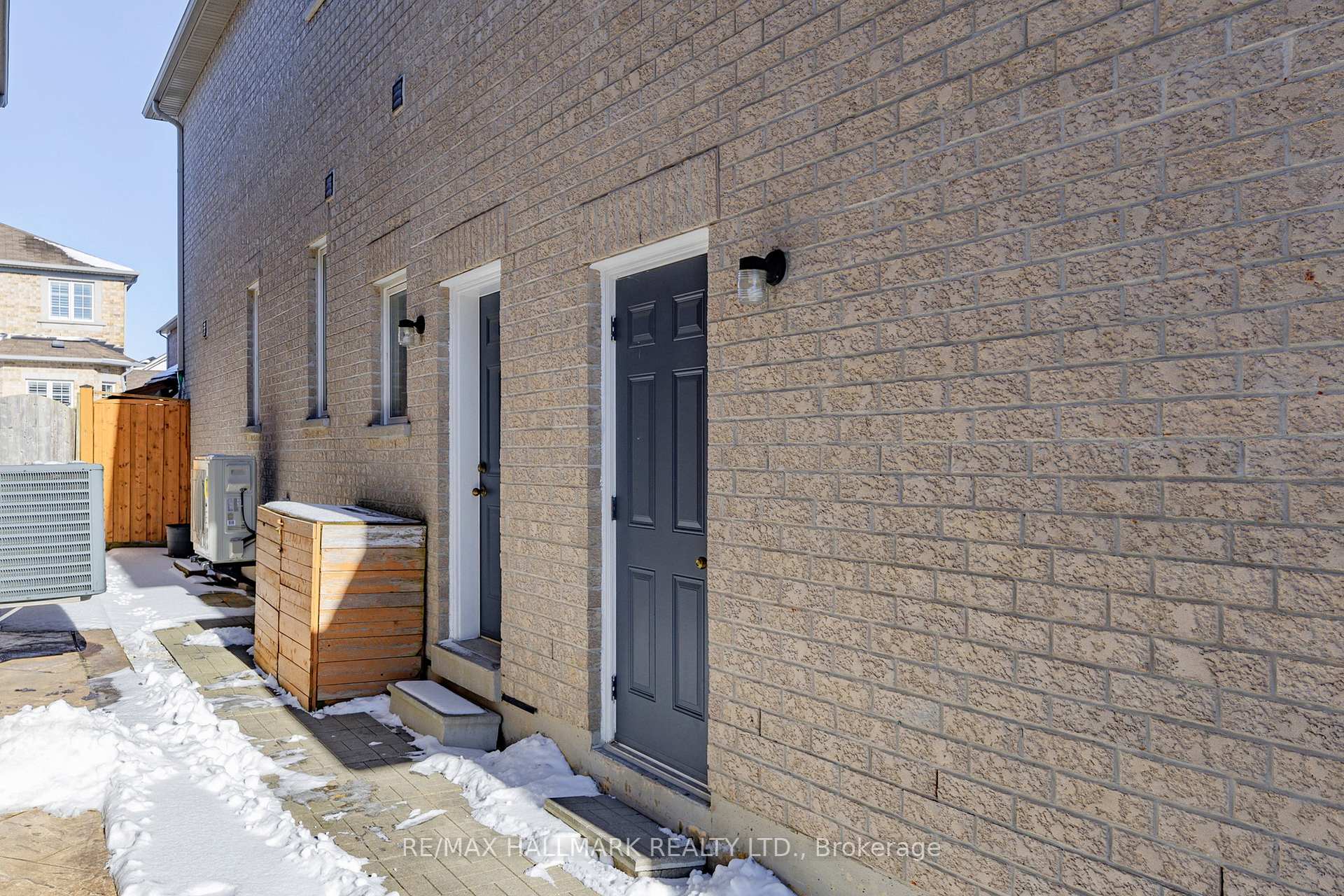 Photo 36 of 18 Coakwell Drive, Markham, Box Grove — HOMEH