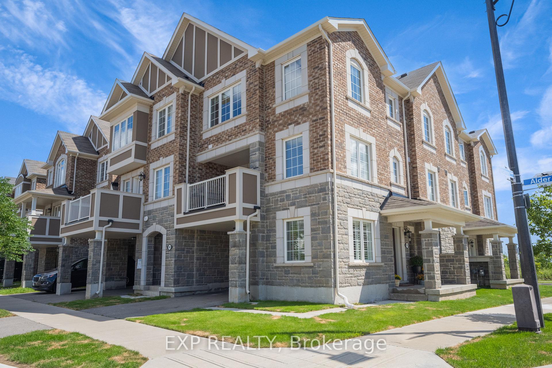 Photo 1 of 978 Alder Gate, Milton, Cobban — HOMEH
