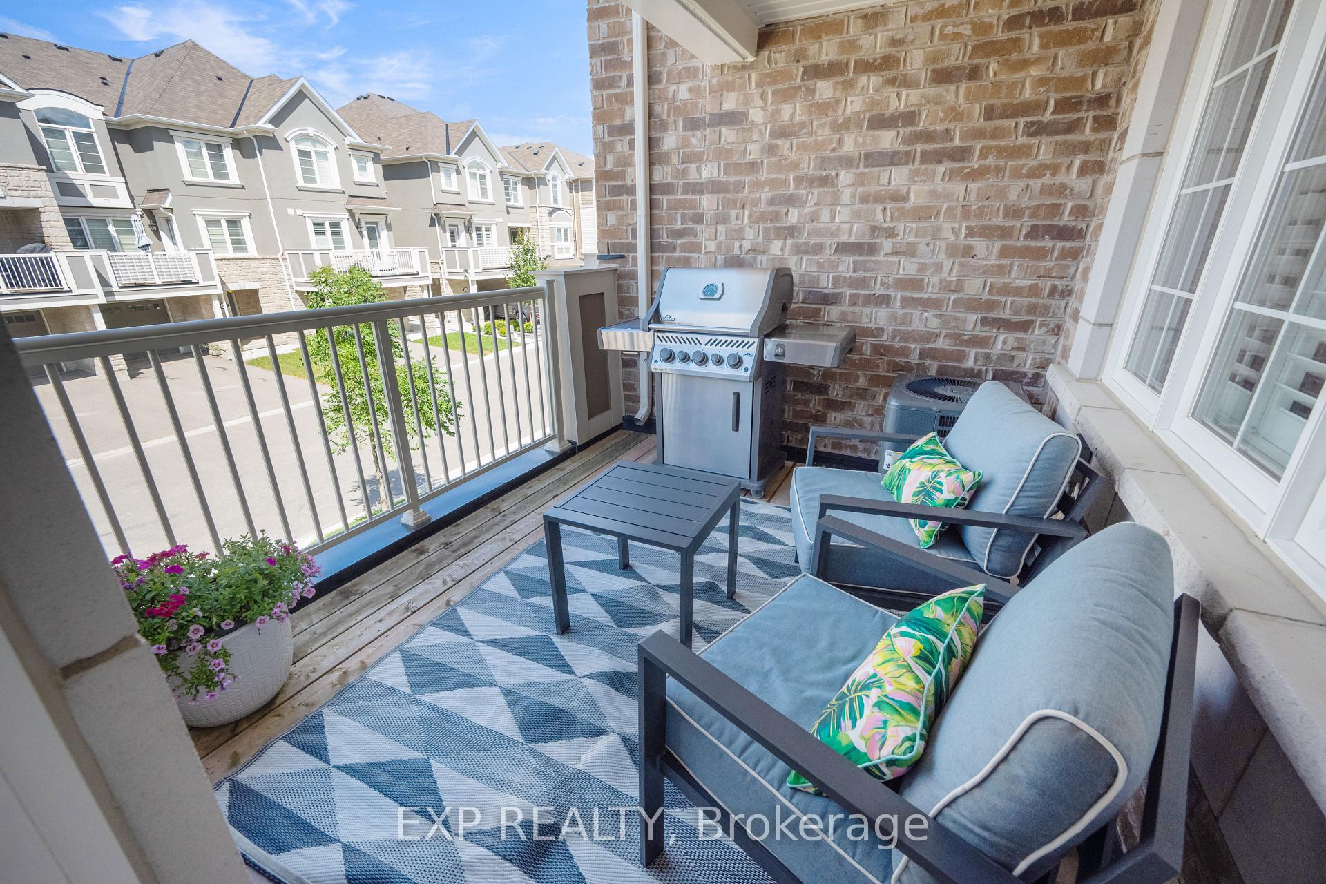 Photo 23 of 978 Alder Gate, Milton, Cobban — HOMEH