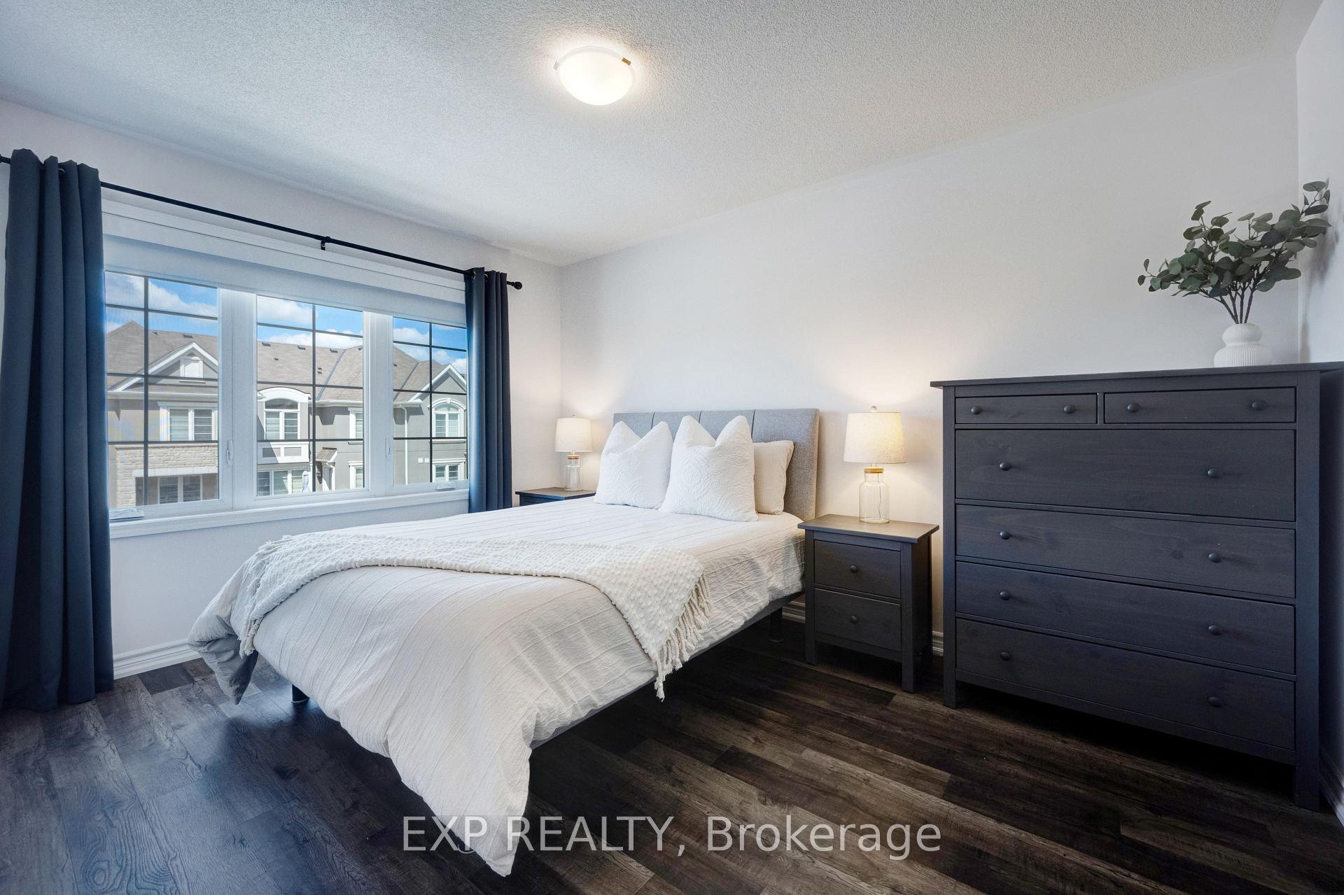 Photo 30 of 978 Alder Gate, Milton, Cobban — HOMEH
