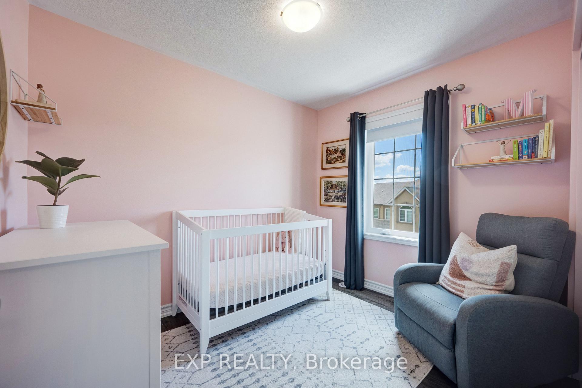 Photo 33 of 978 Alder Gate, Milton, Cobban — HOMEH