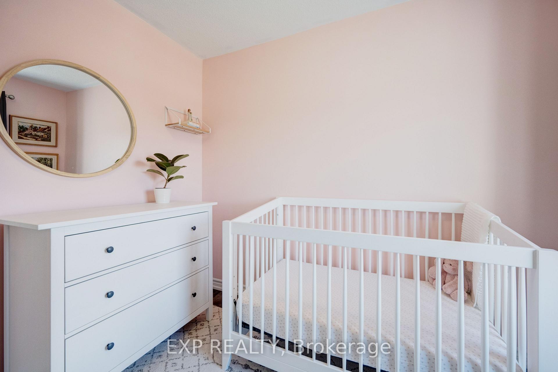 Photo 34 of 978 Alder Gate, Milton, Cobban — HOMEH