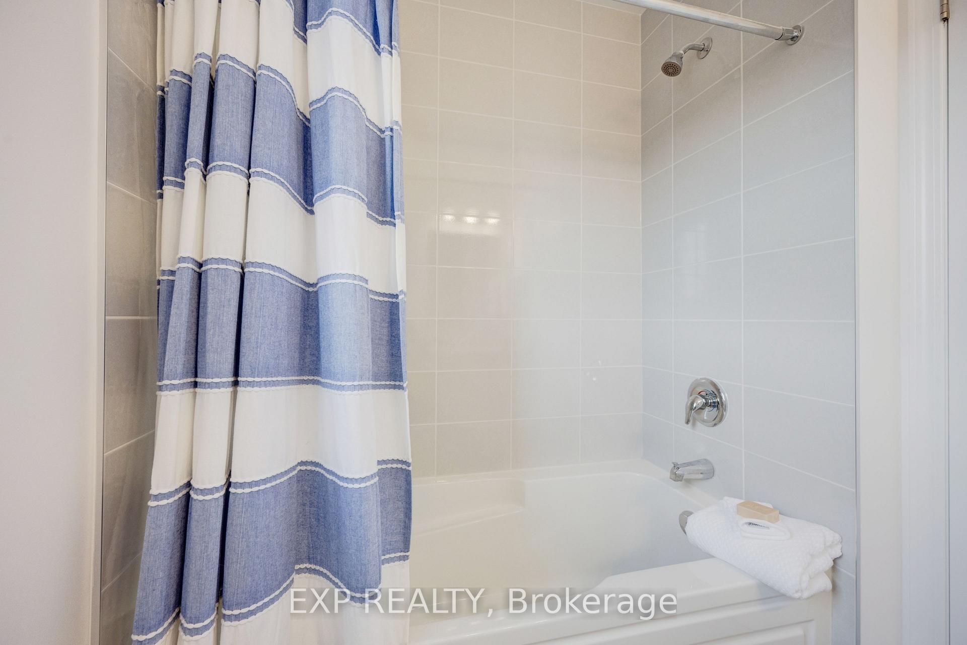 Photo 39 of 978 Alder Gate, Milton, Cobban — HOMEH