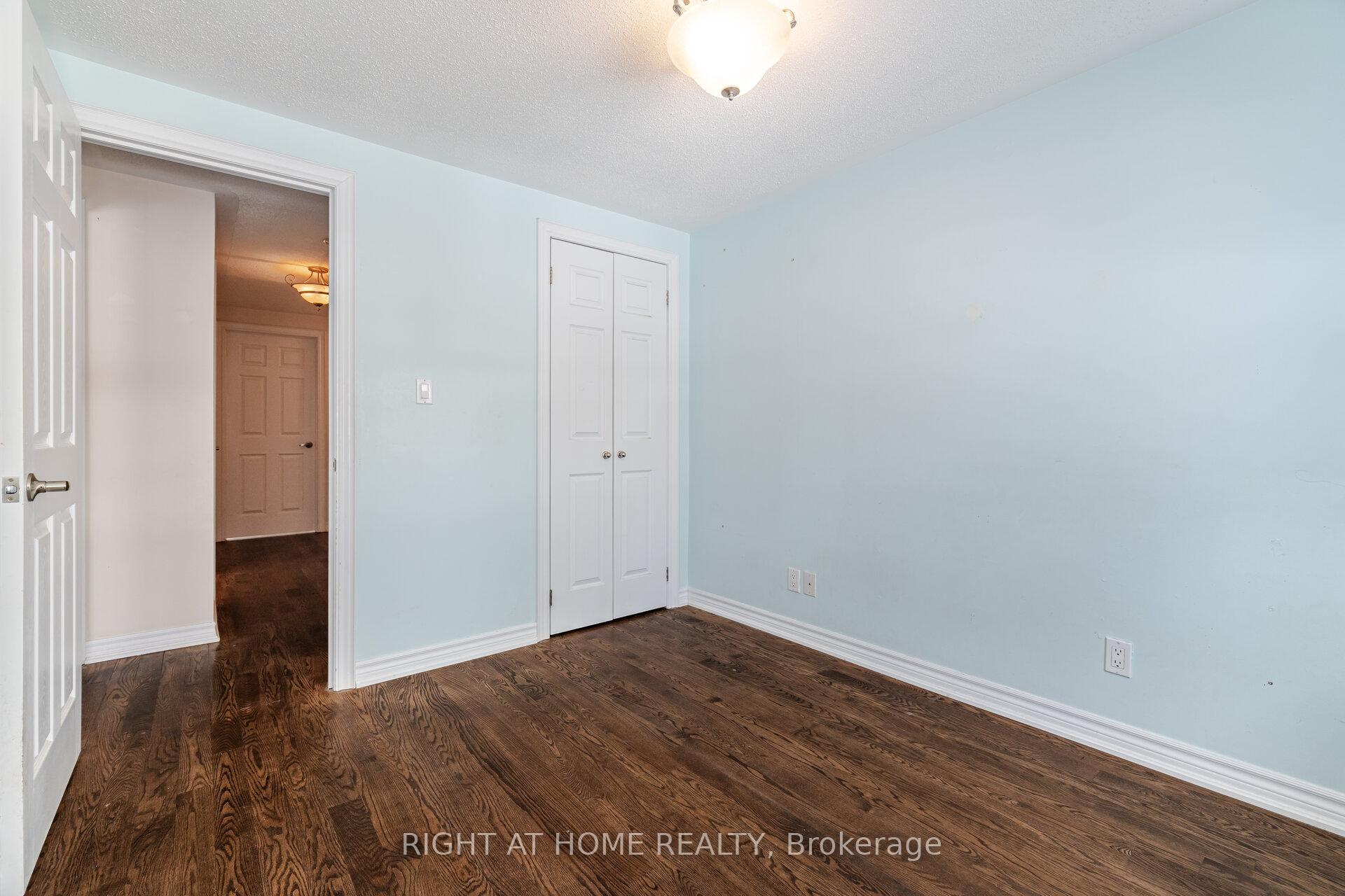 Photo 21 of 163 Tamarack Drive, Markham, Aileen-Willowbrook — HOMEH