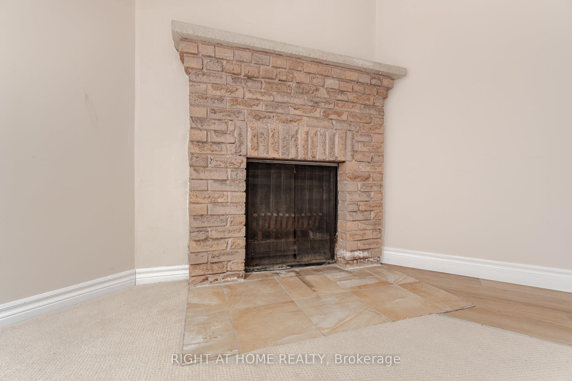 Photo 28 of 163 Tamarack Drive, Markham, Aileen-Willowbrook — HOMEH